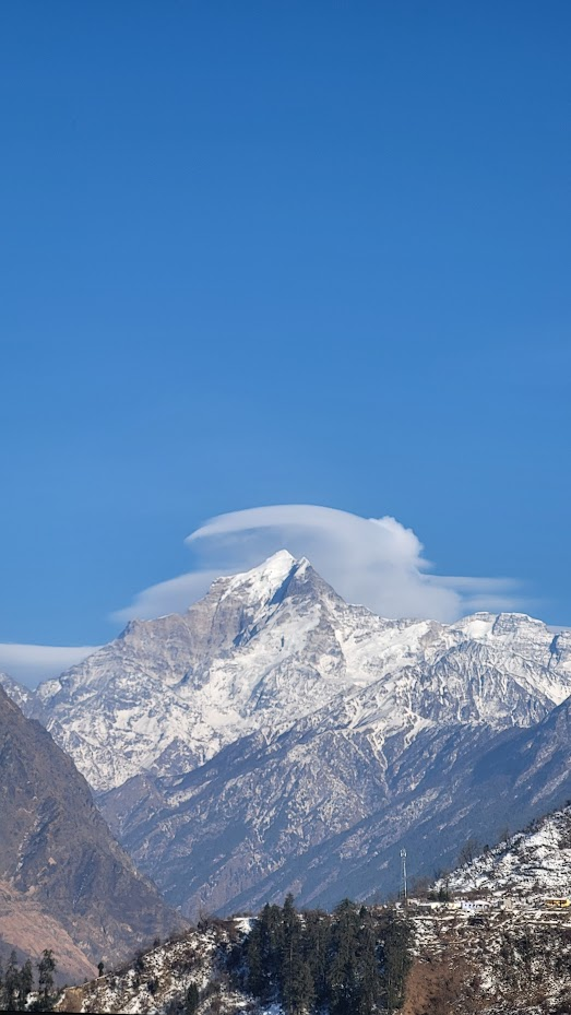 Dronagiri was a constant companion throughout the trek